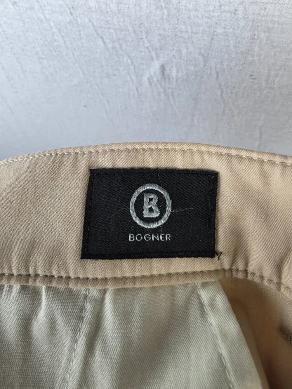 BOGNER Chinos Pants Lightweight Cotton Blend Beige size 40 *Inseam 27 Preppy